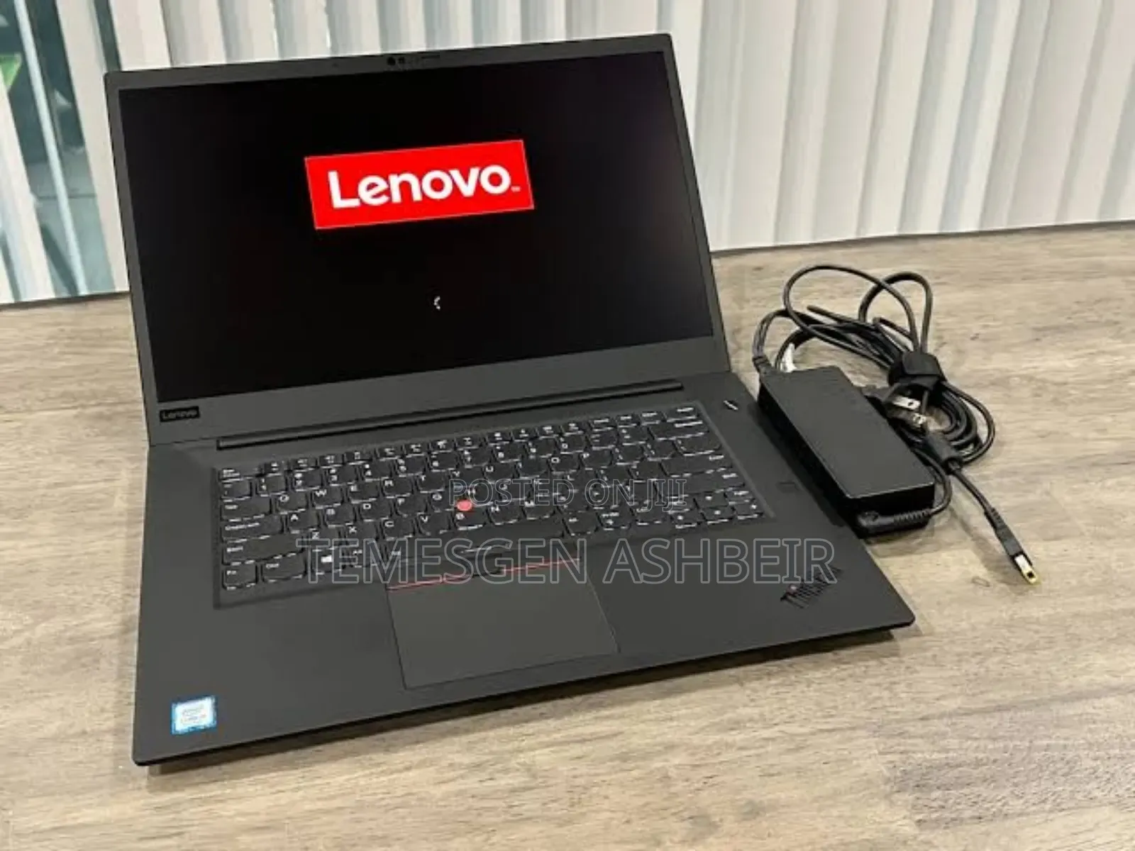 Laptop Lenovo ThinkPad E570 8GB Intel Core i5 SSHD (Hybrid) 250GB