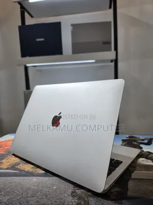 New Laptop Apple MacBook Air 8GB Apple M1 SSD 256GB
