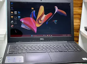 New Laptop Dell Inspiron 15 8GB Intel Core i7 SSD 256GB