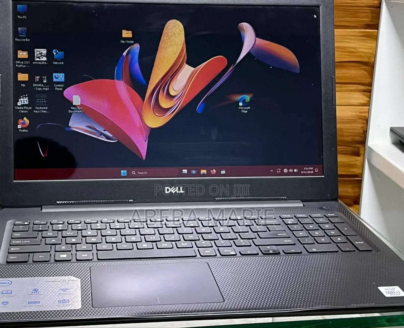 New Laptop Dell Inspiron 14 8GB Intel Core i7 SSD 256GB