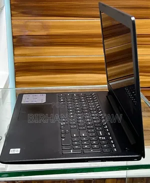 New Laptop Dell Inspiron 15 8GB Intel Core i7 SSD 256GB
