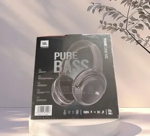 JBL Tour One M2 Headset : Stylish and Modern