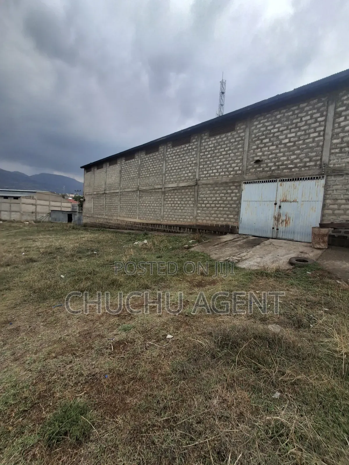 Warehouse Sale at Alemgena Furi, አለምገና Meter Square