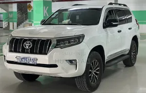 Toyota Land Cruiser 2018 White