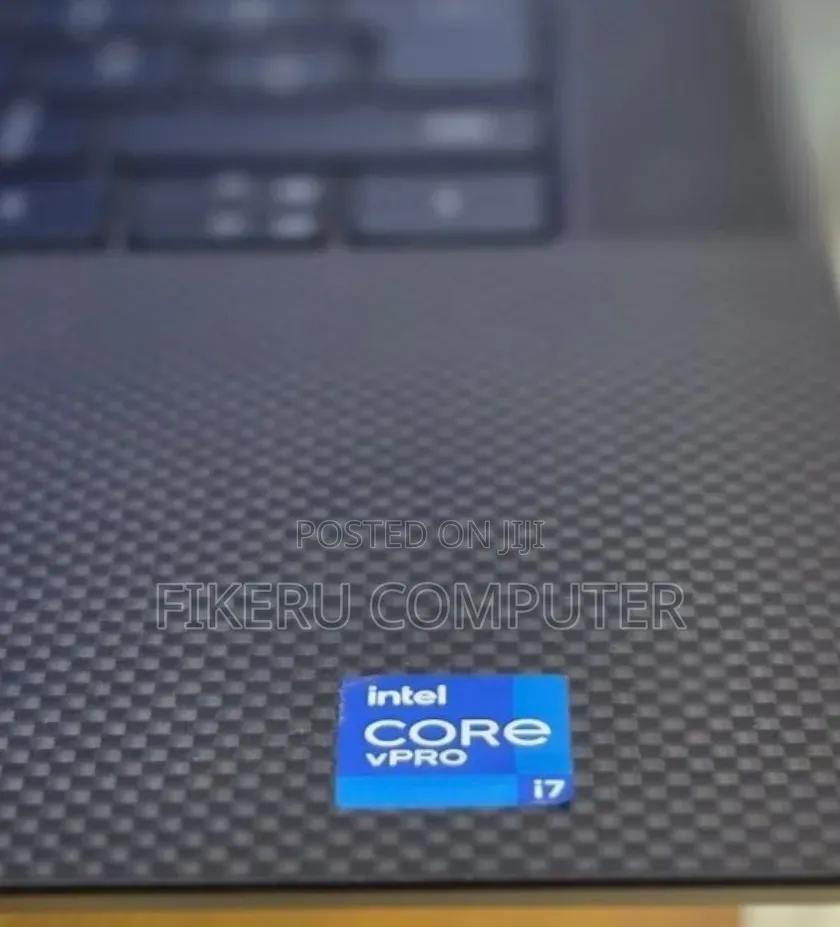 New Laptop Dell Precision 5560 16GB Intel Core i7 SSD 512GB