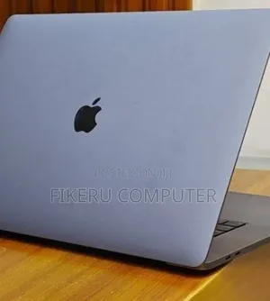 New Laptop Apple MacBook 2018 32GB Intel Core i9 SSD 1T