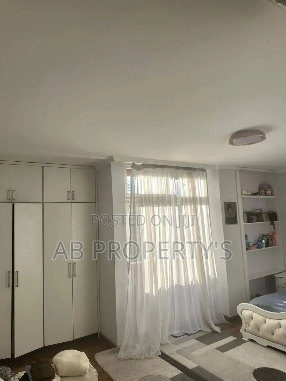 Furnished 3bdrm Apartment in መስቀል ፍላወር, Kirkos for sale