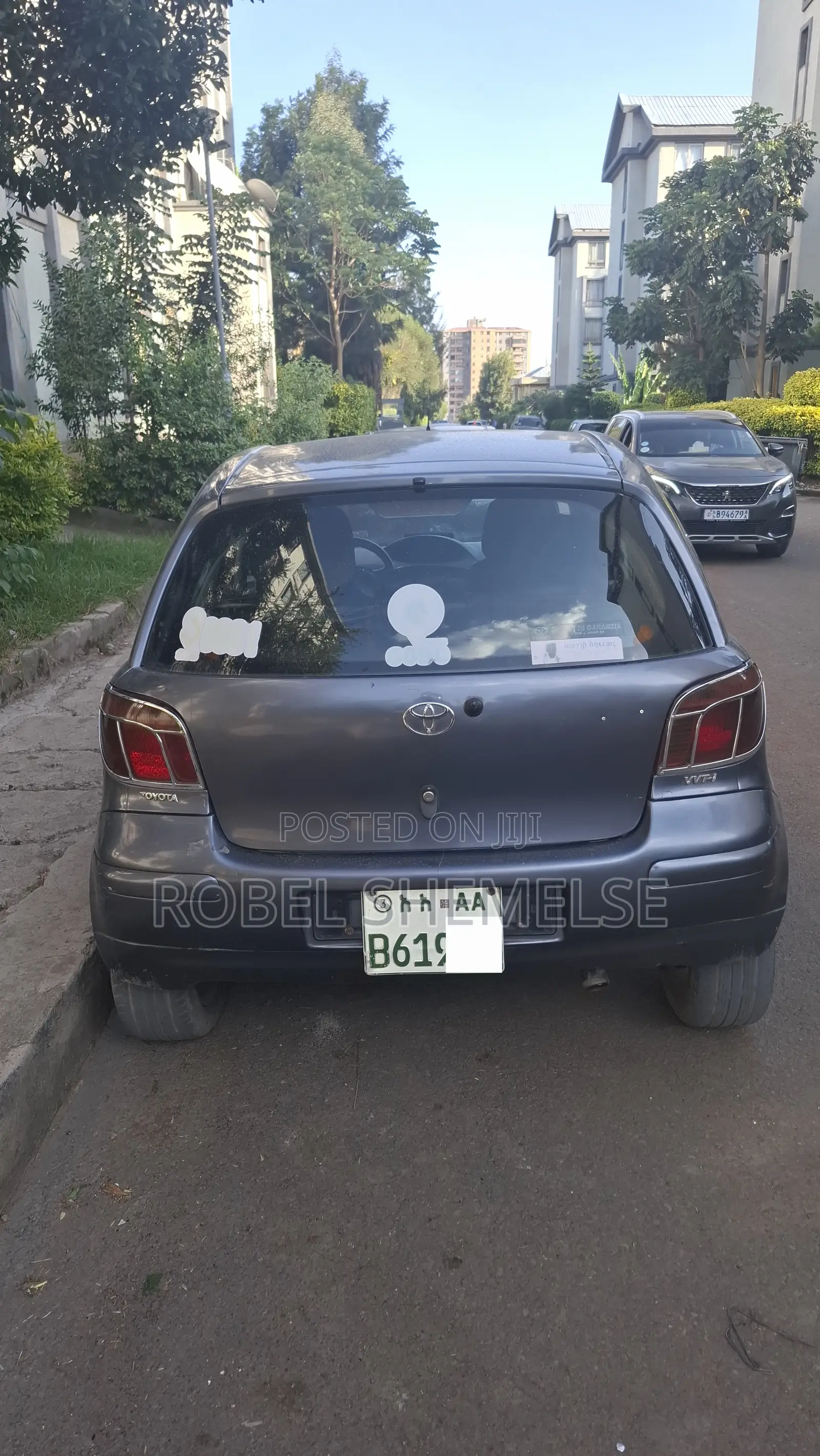 Toyota Vitz 2005 Gray