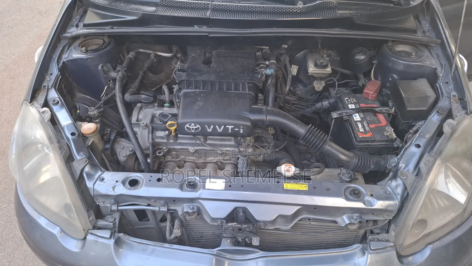 Toyota Vitz 2005 Gray