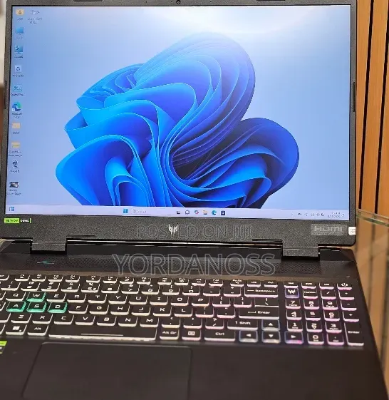 New Laptop Acer Predator Helios 300 16GB Intel Core i9 SSD 1T