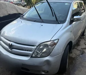Toyota Corolla 2002 Silver