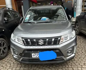 Suzuki Grand Vitara 2021 Silver