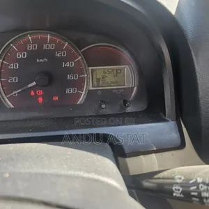 Toyota Avanza 2013 Orange
