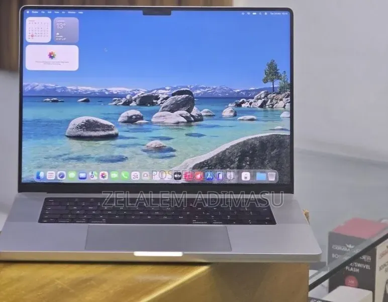 New Laptop Apple MacBook Pro 2021 M1 32GB Apple M1 SSD 512GB