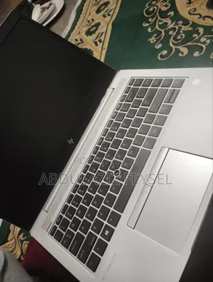 Laptop HP EliteBook 840 8GB Intel Core i5 SSHD+SSD 1T
