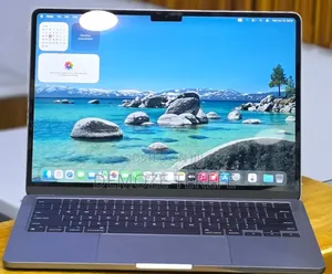 New Laptop Apple MacBook Air 2022 M2 8GB Apple M2 SSD 256GB