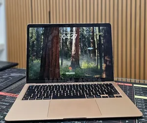 New Laptop Apple MacBook Air 2020 M1 8GB Apple M1 SSD 256GB