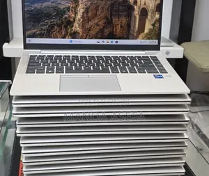 New Laptop HP EliteBook 840 G10 16GB Intel Core i7 SSD 512GB