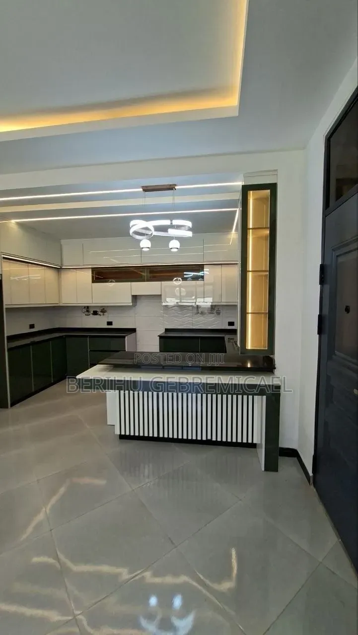 2bdrm Apartment in ኣዲሱ ገበያ, Gullele for rent