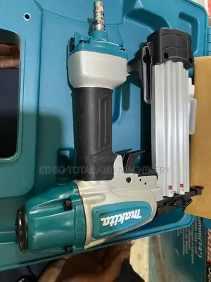 Original Makita Af506 Pneumatic Brad Nailer or Nail Gun Shooter