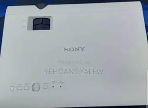Sony Projector Model Name VPL-Dx100 Hardware Interface Vga, Hdmi