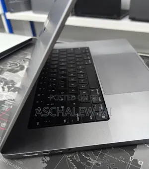 New Laptop Apple MacBook Pro 2021 M1 Max 16GB Apple M1 Max SSD 1T