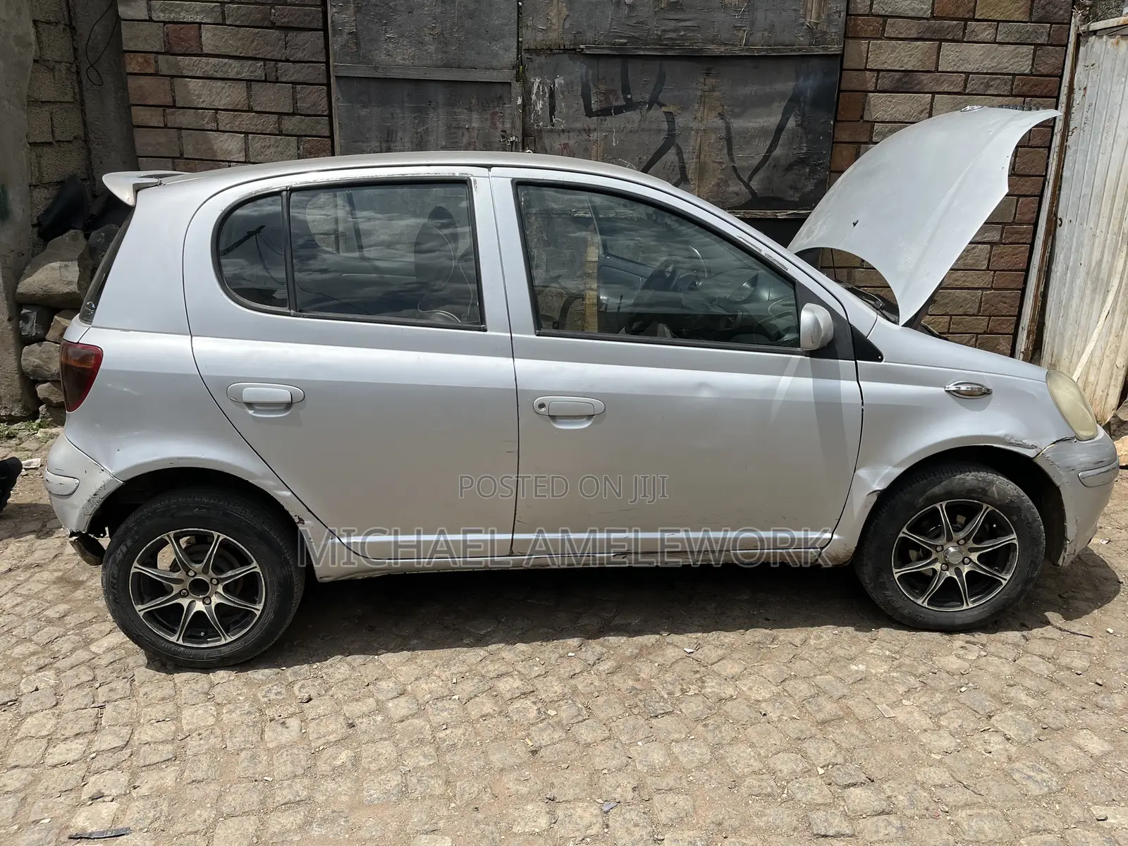 Toyota Vitz 1.0 FWD 5dr 2002 Silver