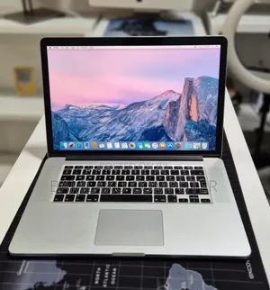 New Laptop Apple MacBook Pro 2015 16GB Intel Core i7 SSD 256GB