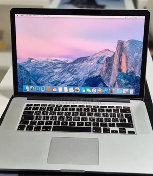 New Laptop Apple MacBook Pro 2015 16GB Intel Core i7 SSD 256GB