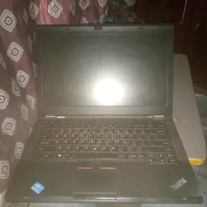 Laptop Lenovo ThinkPad T430 4GB Intel Core i5 HDD 320GB