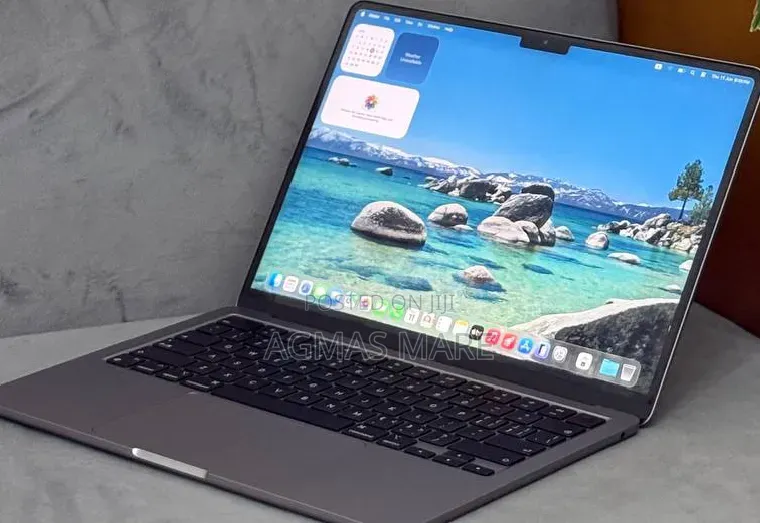 New Laptop Apple MacBook Air 2022 M2 8GB Apple M2 SSD 256GB
