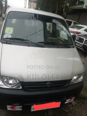 Suzuki Eeco 2023 Silver