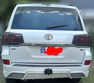 Toyota Land Cruiser 2014 White