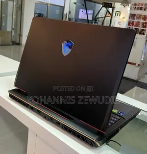 New Laptop MSI Raider GE68HX 13VI-202US 32GB Intel Core i9 SSD 1T