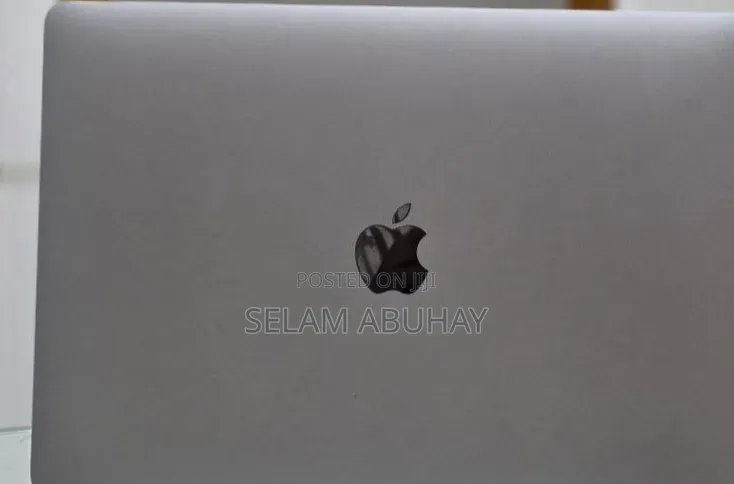 New Laptop Apple MacBook Air 2020 M1 8GB Apple M1 SSD 256GB