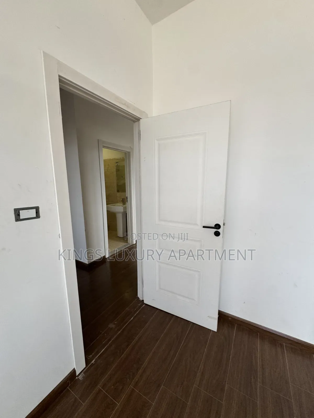 Furnished 3bdrm Apartment in Bole for sale