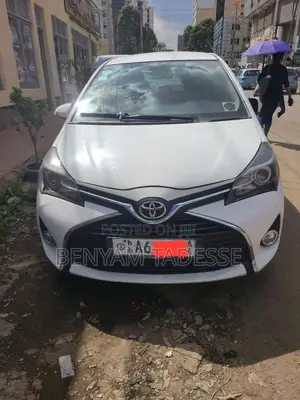 Toyota Yaris 2015 White