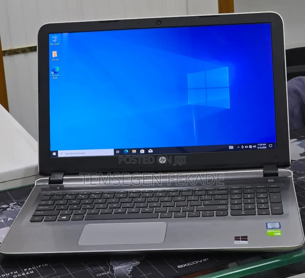 New Laptop HP Pavilion 15 8GB Intel Core i5 HDD 1T