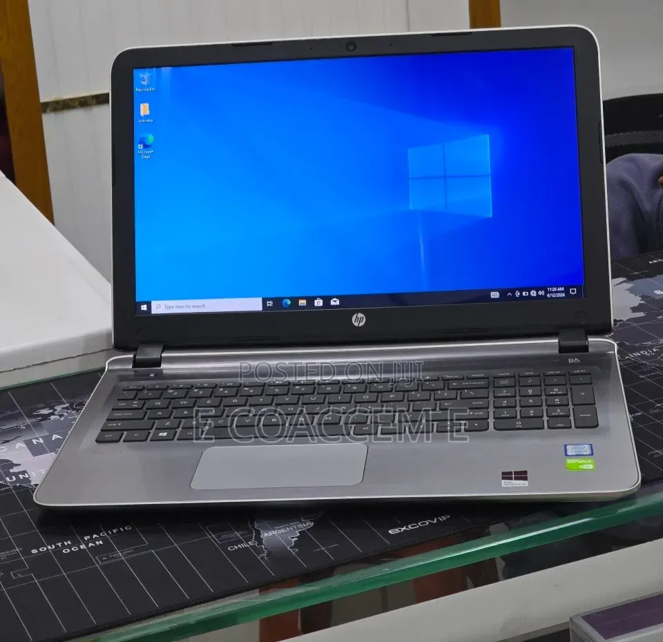 New Laptop HP Pavilion 15 8GB Intel Core i5 HDD 1T