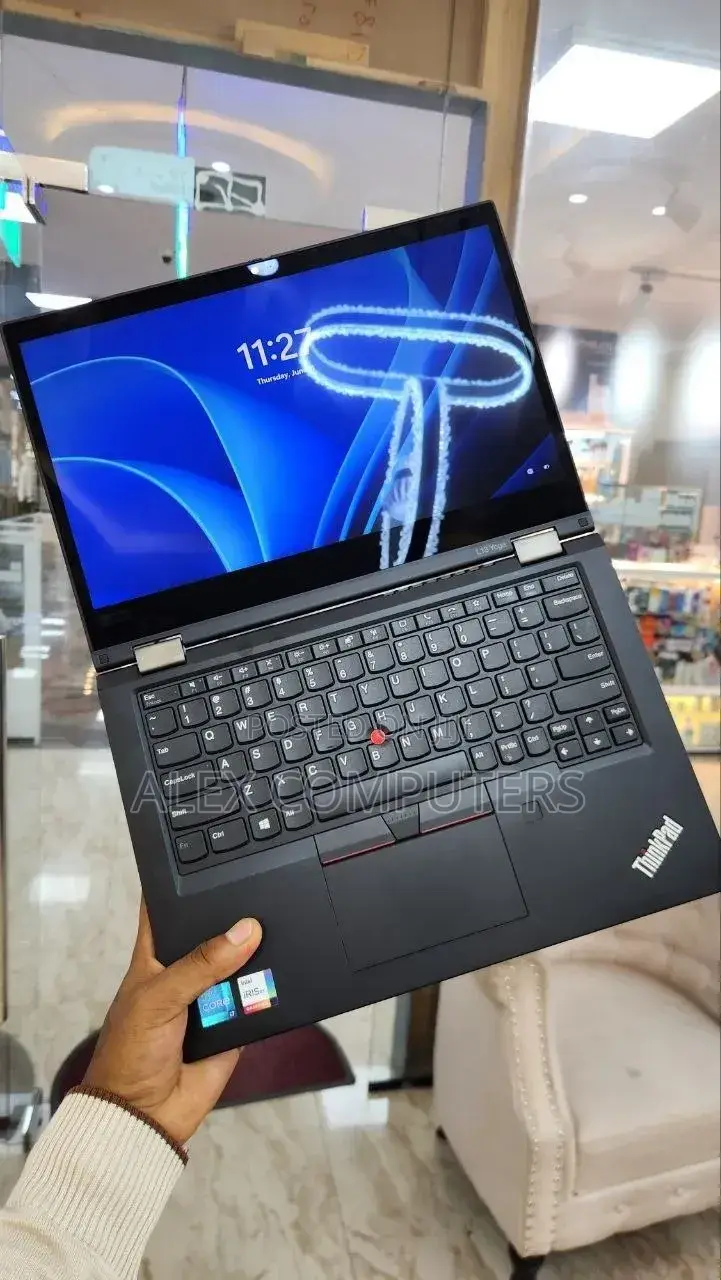 New Laptop Lenovo IdeaPad Yoga 13 16GB Intel Core i7 SSD 512GB