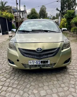 Toyota Yaris 1.3 VVT-i Automatic 2008 Gold
