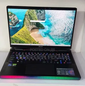 New Laptop MSI Raider GE68HX 13VI-202US 32GB Intel Core i9 SSD 1T