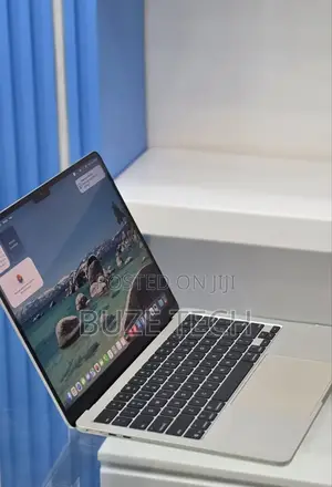 New Laptop Apple MacBook Air 2025 M4 16GB Apple M4 SSD 256GB