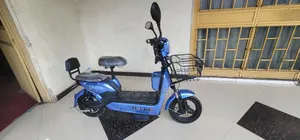 New Tricycle 2024 Yellow
