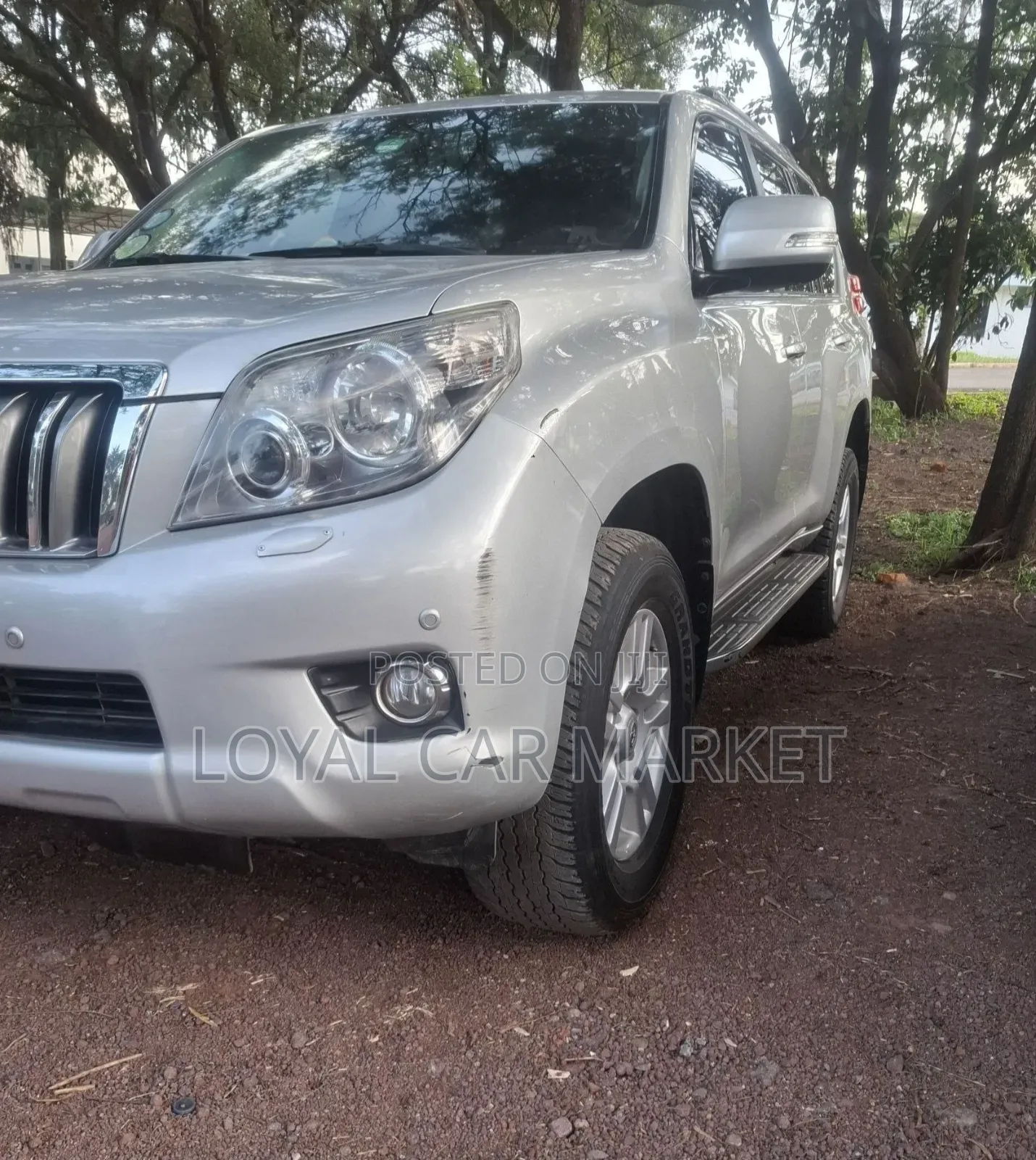 Toyota Land Cruiser Prado 2012 Gray