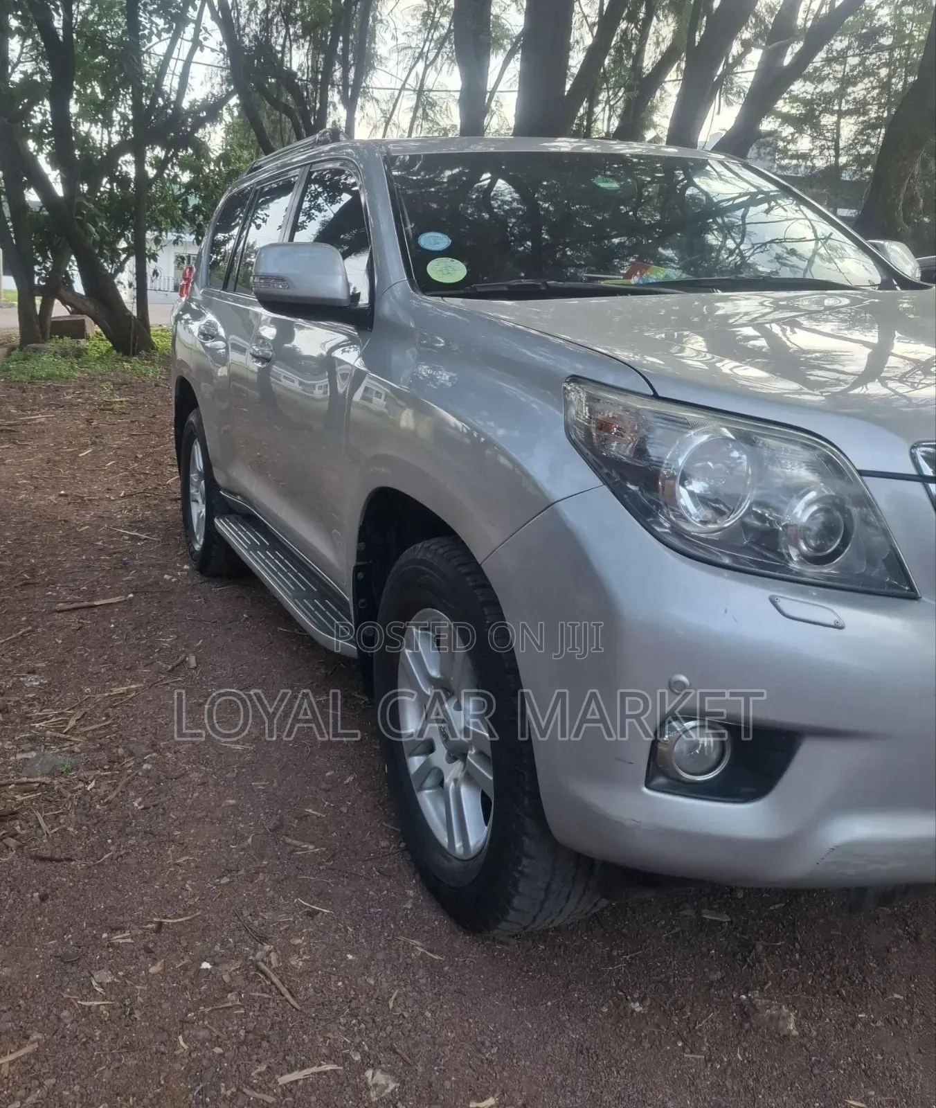 Toyota Land Cruiser Prado 2012 Gray