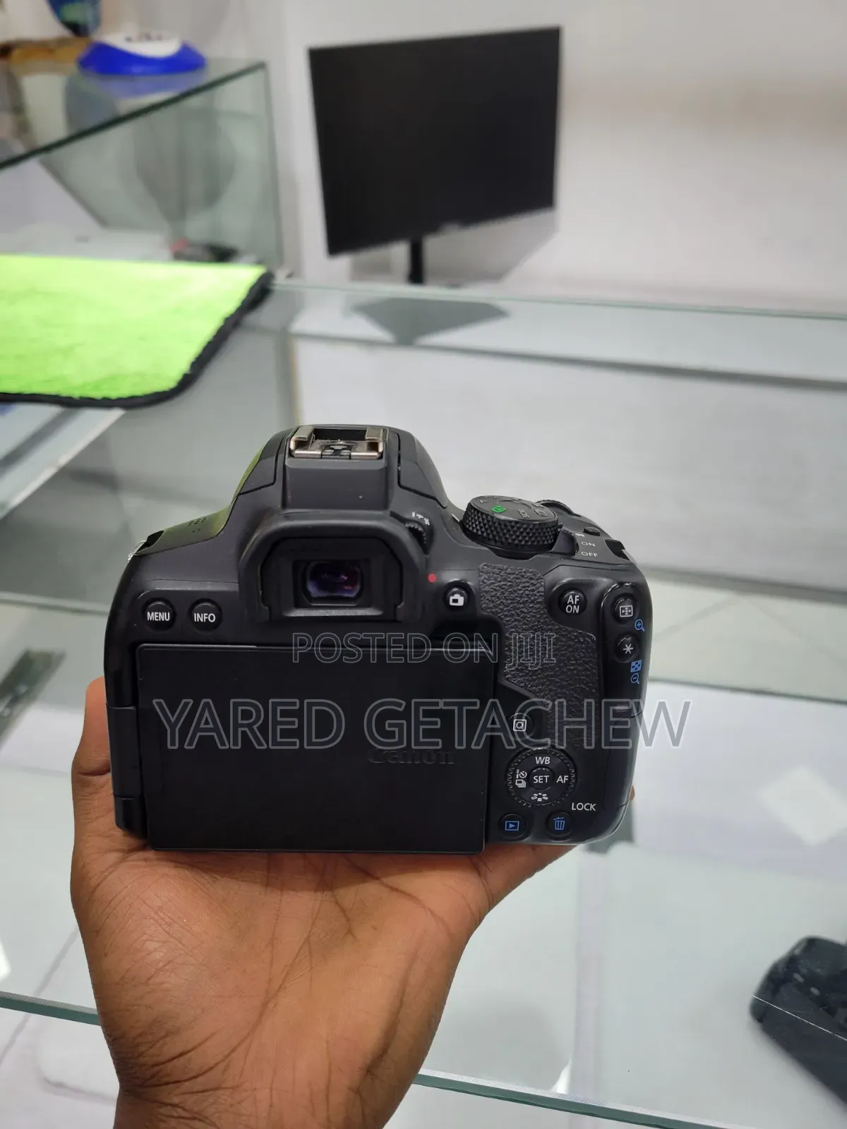 Canon 850d Camera