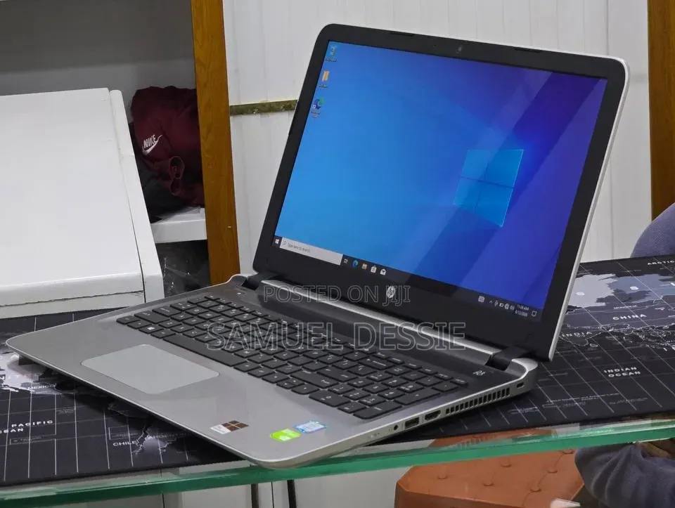 New Laptop HP Pavilion 15 8GB Intel Core i5 HDD 1T