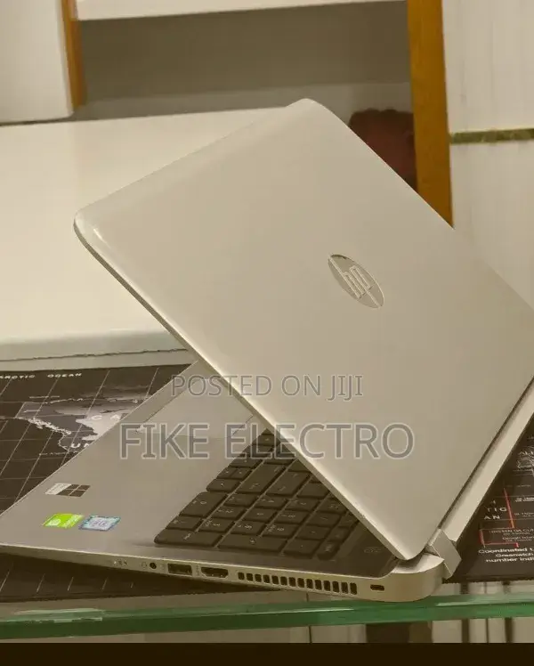 Laptop HP Pavilion 15 8GB Intel Core i5 SSD 1T