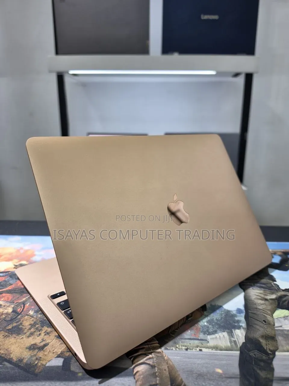 New Laptop Apple MacBook Air 2020 M1 8GB Apple M1 SSD 256GB